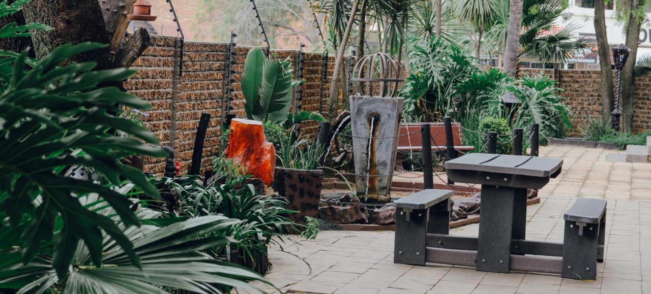 Towers Lodge Boksburg Bagian luar foto