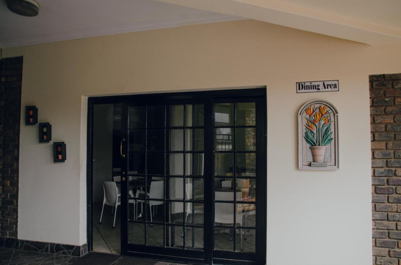 Towers Lodge Boksburg Bagian luar foto