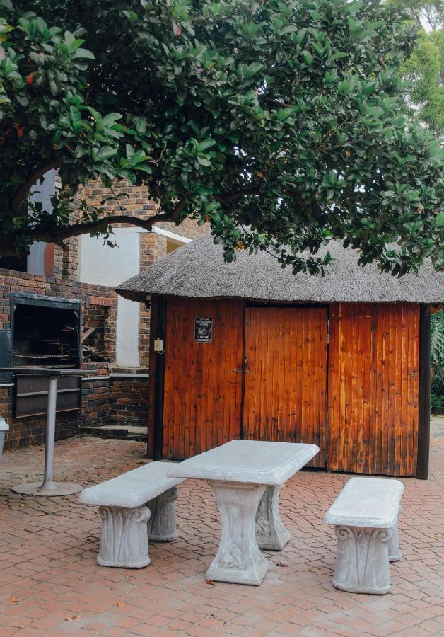 Towers Lodge Boksburg Bagian luar foto