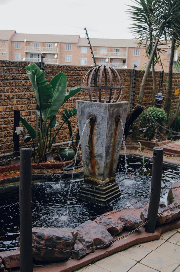 Towers Lodge Boksburg Bagian luar foto
